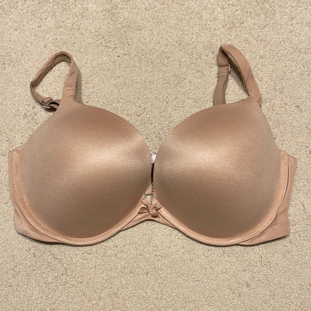 Body by Victoria Smooth Push-Up Bra